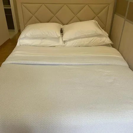 Neds Inc Апартаменты